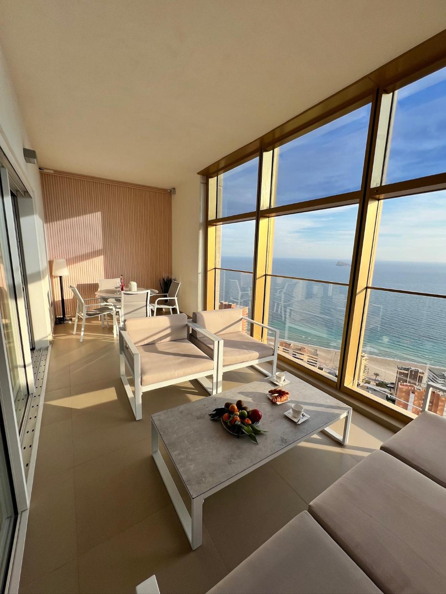 Intempo Residence By Leo Apartments Benidorm Exterior foto